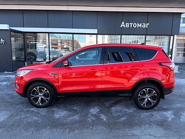 Ford Kuga, 2017г., передний привод, автомат