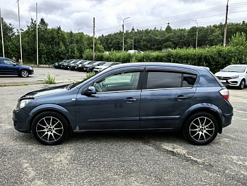 Opel Astra, 2006г., передний привод, автомат