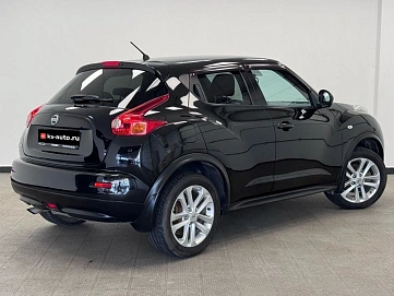 Nissan Juke, 2011г., полный привод, вариатор