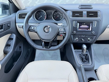 Volkswagen Jetta, 2017г., передний привод, автомат