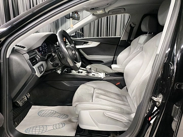 Audi A4, 2018г., полный привод, робот