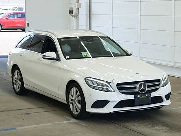 Mercedes-Benz C-Класс, 2019г, задний привод, автомат