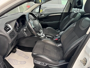 Citroen C4, 2012г, передний привод, автомат