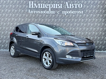 Ford Kuga, 2015г., передний привод, автомат