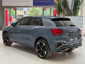 Audi Q2, 2023г., передний привод, робот