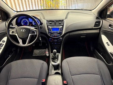 Hyundai Solaris, 2013г., передний привод, механика