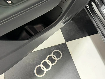 Audi Q2, 2022г., передний привод, робот