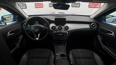 Mercedes-Benz GLA, 2015г., передний привод, робот