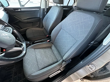 Volkswagen Polo, 2020г., передний привод, автомат