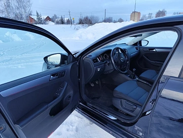 Volkswagen Jetta, 2013г, передний привод, механика