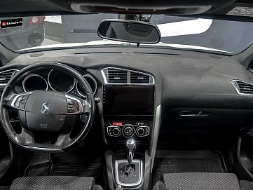 Citroen DS4, 2012г., передний привод, автомат