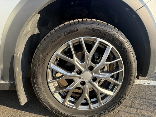 Renault Sandero, 2021г, передний привод, робот