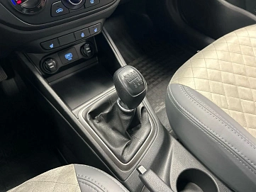 Hyundai Solaris, 2019г., передний привод, механика