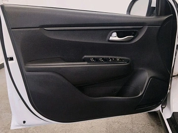 Kia Rio, 2021г., передний привод, механика