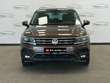 Volkswagen Tiguan, 2017г., полный привод, робот