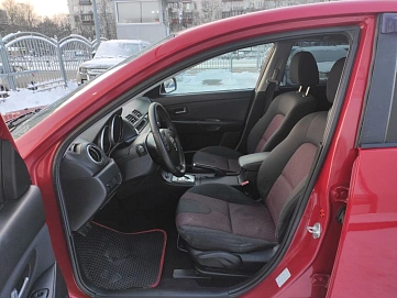 Mazda 3, 2006г., передний привод, автомат