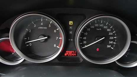Mazda 6, 2011г., передний привод, механика