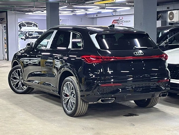 Audi Q5, 2026г., полный привод, робот