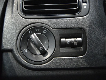 Volkswagen Polo, 2011г., передний привод, механика