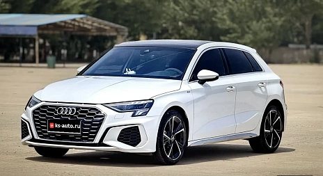 Audi A3, 2023г, передний привод, робот