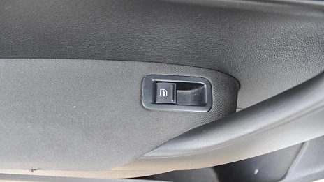 Volkswagen Polo, 2013г., передний привод, механика