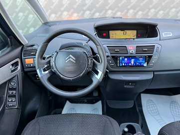 Citroen C4 Picasso, 2010г., передний привод, робот