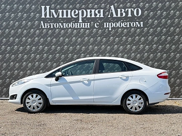Ford Fiesta, 2015г., передний привод, робот