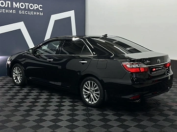 Toyota Camry, 2017г., передний привод, автомат