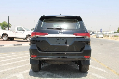 Toyota Fortuner, 2026г., полный привод, автомат