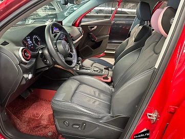 Audi Q2, 2021г., передний привод, робот
