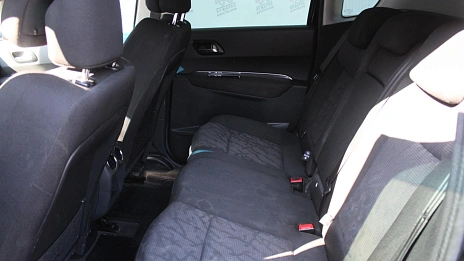 Peugeot 3008, 2010г., передний привод, механика