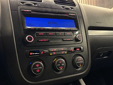 Volkswagen Jetta, 2008г., передний привод, автомат