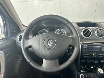 Renault Duster, 2014г., полный привод, механика
