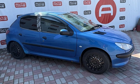 Peugeot 206, 2008г., передний привод, автомат