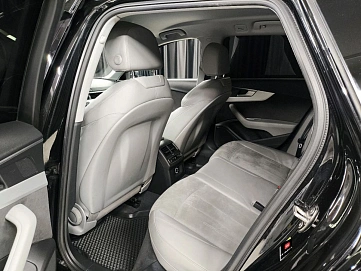 Audi A4, 2018г., полный привод, робот