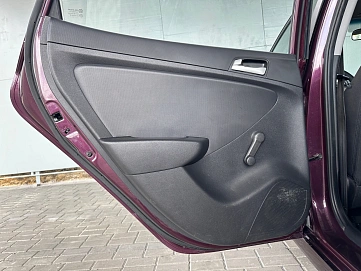 Hyundai Solaris, 2012г., передний привод, механика
