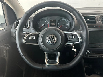 Volkswagen Polo, 2019г., передний привод, механика