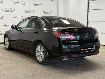 Mazda 6, 2007г., передний привод, автомат
