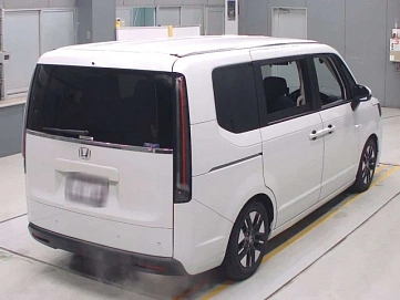 Honda Stepwgn, 2023г., передний привод, вариатор