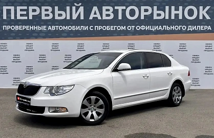 Skoda Superb, 2012г., передний привод, автомат