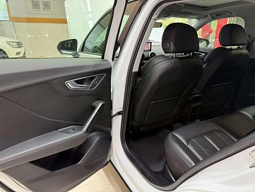 Audi Q2, 2022г., передний привод, робот