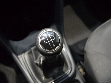 Volkswagen Polo, 2011г., передний привод, механика