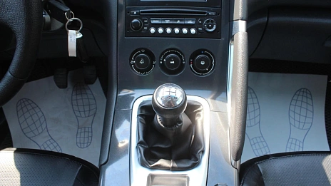 Peugeot 3008, 2011г., передний привод, механика