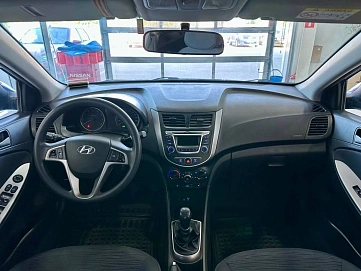 Hyundai Solaris, 2016г., передний привод, механика