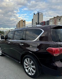 Infiniti QX56, 2010г., полный привод, автомат