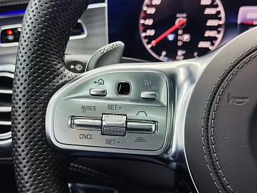 Mercedes-Benz S-Класс, 2018г., полный привод, автомат