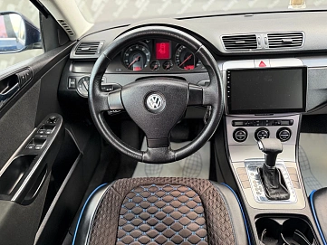 Volkswagen Passat, 2006г., передний привод, автомат