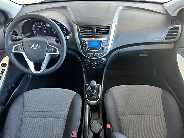 Hyundai Solaris, 2014г., передний привод, механика
