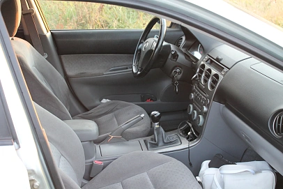 Mazda 6, 2002г., передний привод, механика