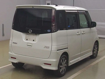 Nissan Roox, 2013г., передний привод, вариатор
